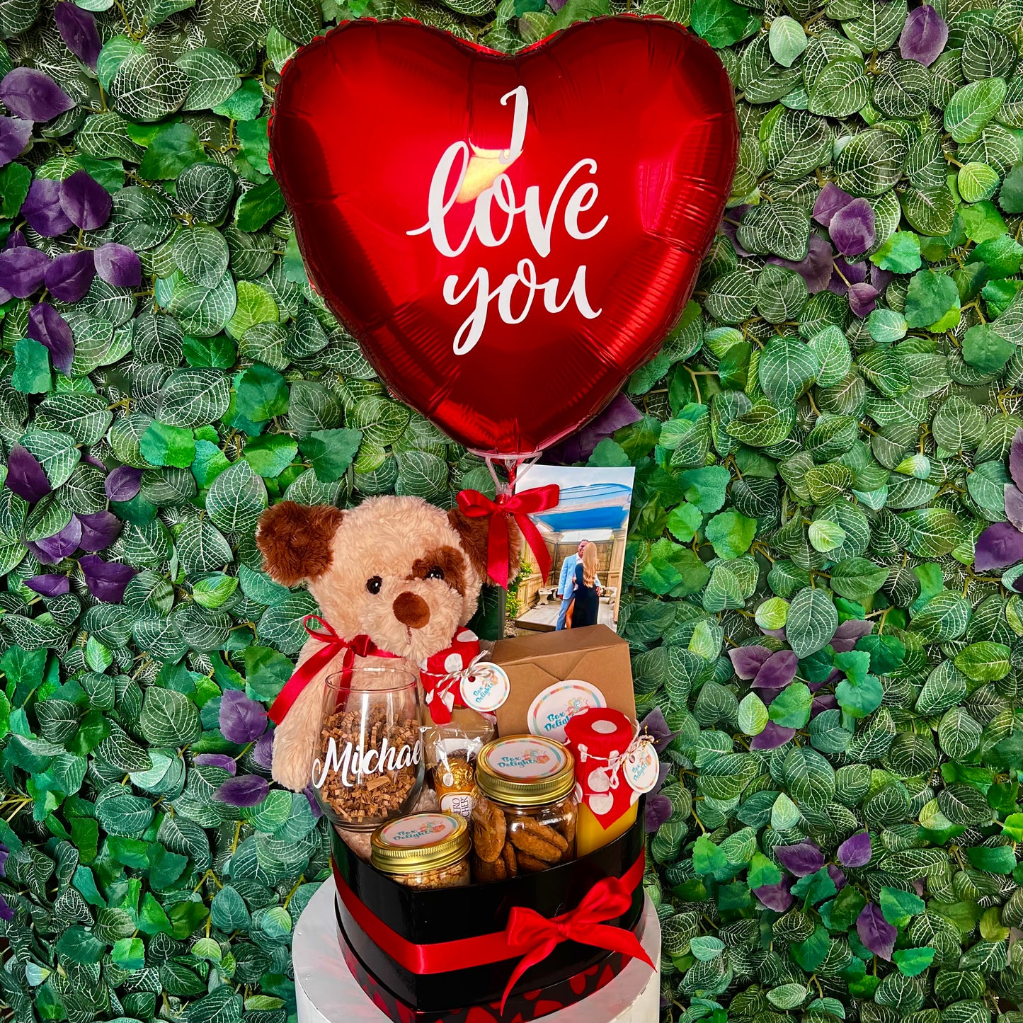 😘ᕼᗩᑭᑭY ᐯᗩᒪᗴᑎTIᑎᗴ'ᔕ ᗪᗩY😘