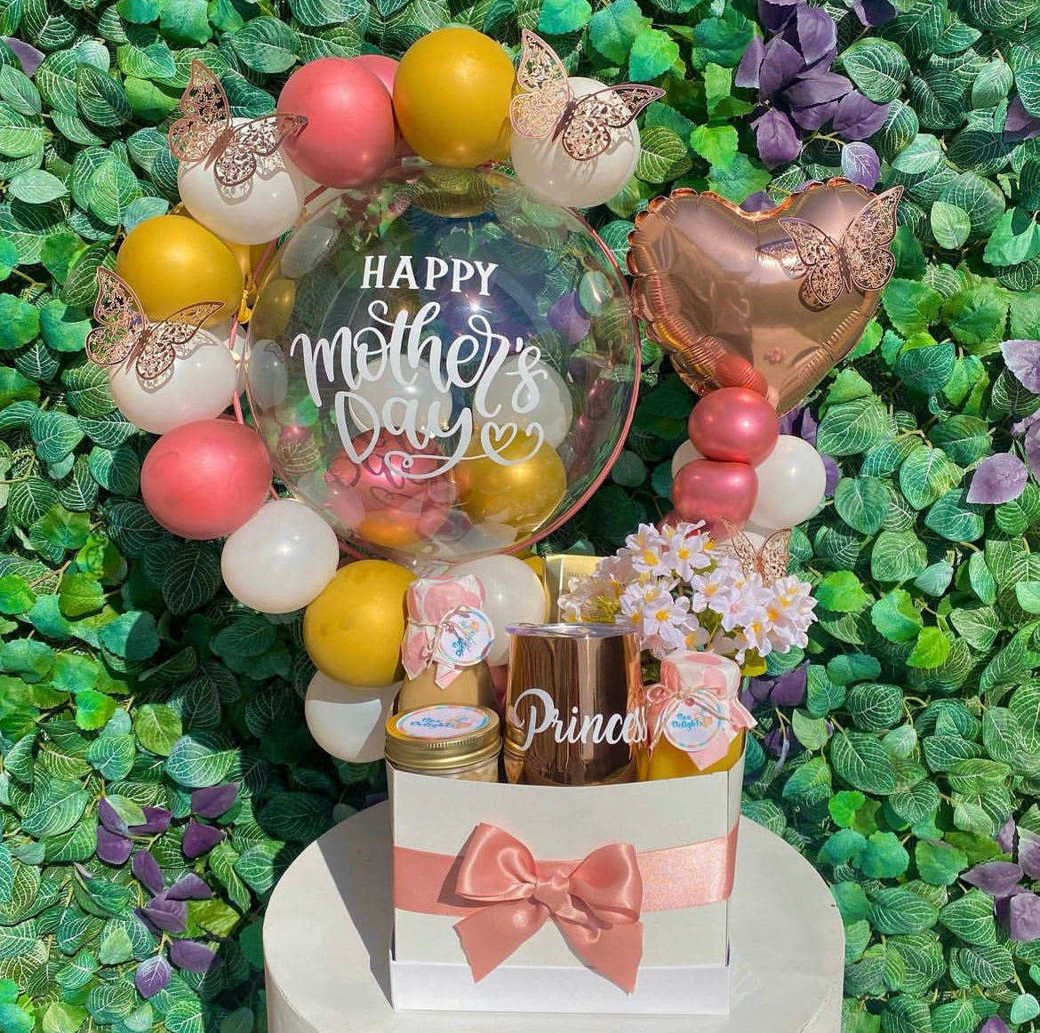 🌸💕ᗰOTᕼᗴᖇ’ᔕ ᗪᗩY ᔕᑭᗴᑕIᗩᒪ💕🌸